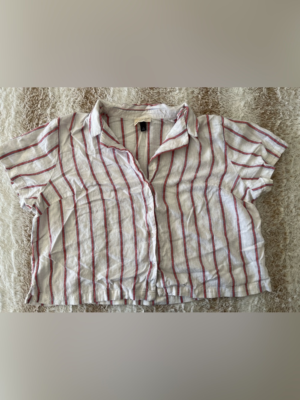 Universal Thread White Linen Shirt with Red Stripes - Casual Button-Down